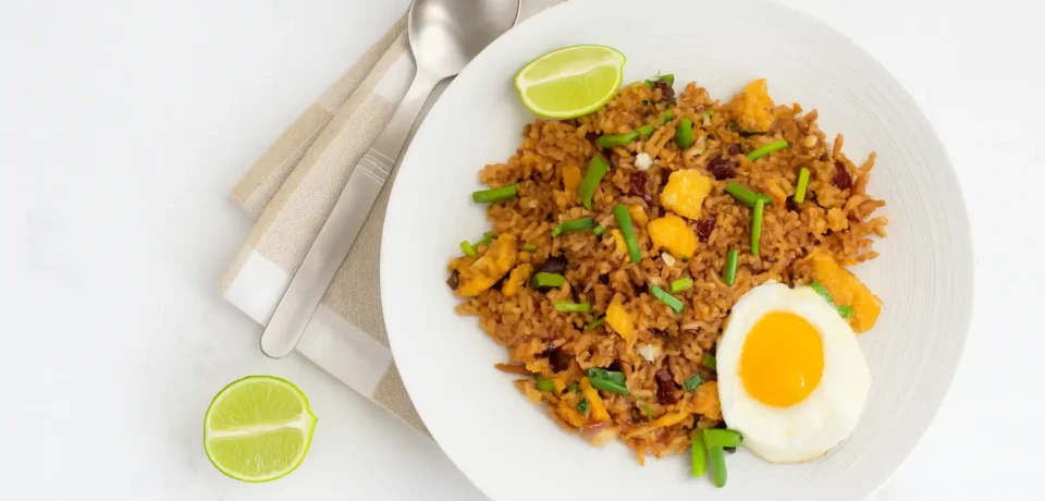CRANBERRY CHICKEN & VEGETABLE NASI GORENG