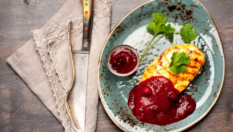 SPICY CRANBERRY CHICKEN